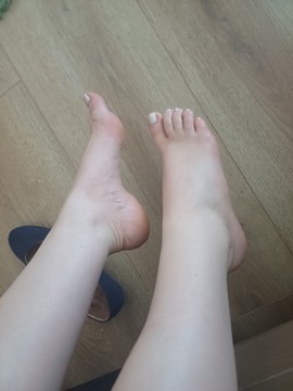 Tinalina Tinalina